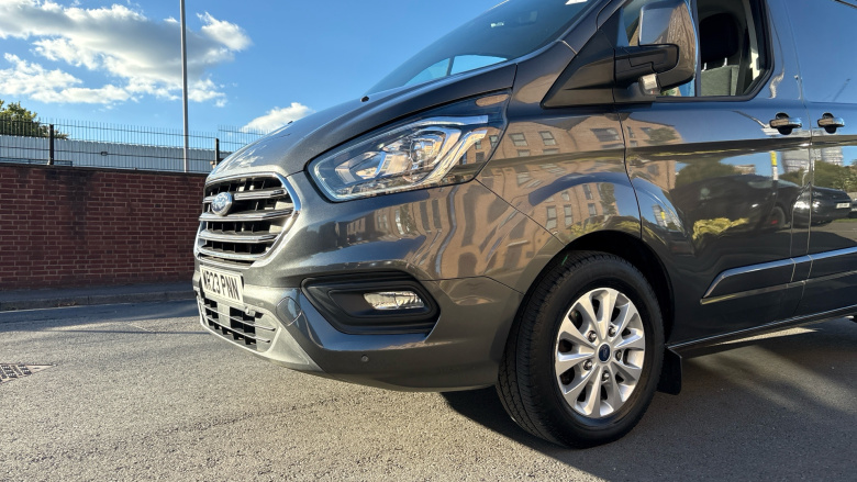 Ford Transit Custom 340 L1 Diesel Fwd 2.0 EcoBlue 170ps Low Roof Limited Van Auto